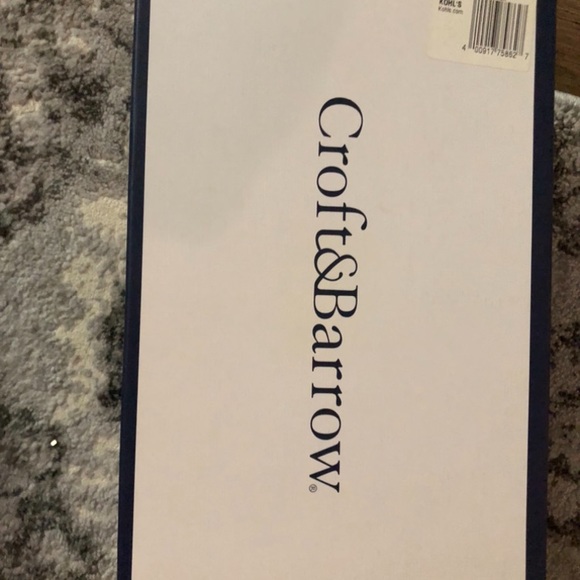 New in Box Craft and Barrow Women’s size 7 Black Clogs - Picture 4 of 5